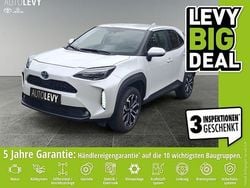 Platinumweiss perleffekt Gebraucht 2023 Toyota Yaris Hybrid Connect Style | 24.990 € (Fairer Preis)