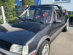 Grau Gebraucht 1993 Peugeot 205 Cabrio | 7.900 €
