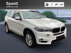 Alpinweiß uni Gebraucht 2016 BMW X5 SUV | 18.900 €