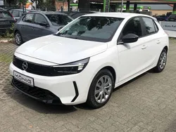 Weiß Gebraucht 2025 Opel Corsa Edition Limousine | 17.999 € (Superpreis)
