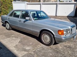 Silber Gebraucht 1986 Mercedes 300 Limousine | 8.000 €