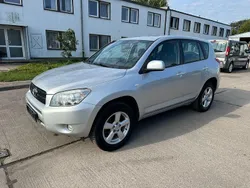 Silber Gebraucht 2007 Toyota RAV4 SUV | 6.783 € (Fairer Preis)