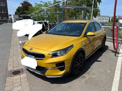 Gold Gebraucht 2021 Kia XCeed 4 SUV | 21.000 € (Fairer Preis)