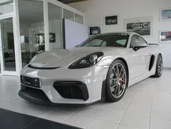 Weiß Gebraucht 2022 Porsche Cayman GT4 Coupé | 98.990 € (Superpreis)