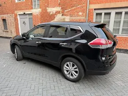 Schwarz Gebraucht 2017 Nissan X-Trail SUV | 15.200 €
