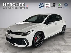 Weiß Neu 2025 VW Golf VIII GTI Limousine | 41.500 € (Fairer Preis)