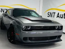 Grau Gebraucht 2020 Dodge Challenger Coupé | 42.790 € (Etwas zu teuer)