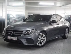 Grau Gebraucht 2020 Mercedes E200 AMG Limousine | 24.990 € (Superpreis)
