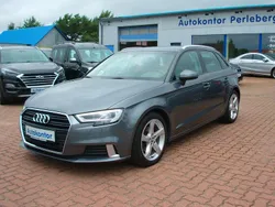 Grau Gebraucht 2019 Audi A3 Sportback Sport Limousine | 13.999 € (Guter Preis)