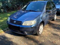 Blau Gebraucht 2003 Fiat Punto Dynamic Kleinwagen | 500 € (Superpreis)