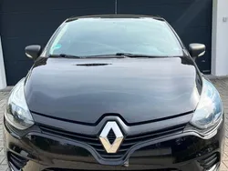 Schwarz Gebraucht 2017 Renault Clio IV Life Kleinwagen | 8.500 € (Fairer Preis)