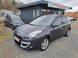 Grau Gebraucht 2011 Renault Scénic III Dynamique Van / Kleinbus | 3.999 € (Guter Preis)
