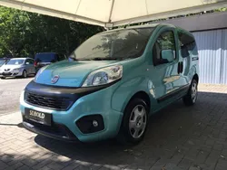 Blau Gebraucht 2017 Fiat Qubo Lounge Van / Kleinbus | 12.980 €