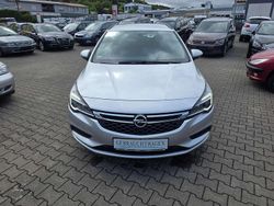 Argonsilber/sovereign/ Gebraucht 2019 Opel Astra Edition Kombi | 6.900 € (Fairer Preis)