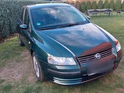 Grün Gebraucht 2002 Fiat Stilo Kleinwagen | 450 € (Guter Preis)