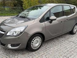Braun Gebraucht 2015 Opel Meriva drive Van / Kleinbus | 8.100 € (Guter Preis)