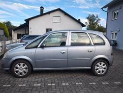 Grau Gebraucht 2006 Opel Meriva Cosmo Van / Kleinbus | 1.750 € (Guter Preis)