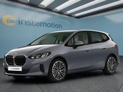Grau Gebraucht 2022 BMW 223 Active Tourer Luxury Line Van / Kleinbus | 28.249 € (Fairer Preis)