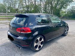 Schwarz Gebraucht 2011 VW Golf VI GTI Kleinwagen | 9.500 € (Fairer Preis)