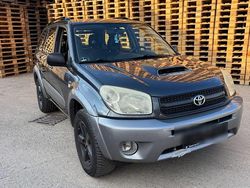 Gebraucht 2004 Toyota RAV4 SUV | 2.900 € (Guter Preis)