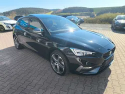 Schwarz Gebraucht 2023 Seat Leon FR Limousine | 27.990 € (Fairer Preis)