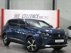 Blau Gebraucht 2022 Peugeot 5008 GT-line Van / Kleinbus | 24.997 € (Guter Preis)