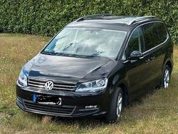 Schwarz Gebraucht 2015 VW Sharan Highline Van / Kleinbus | 11.200 € (Superpreis)