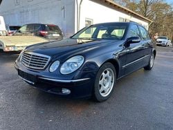 Blau Gebraucht 2004 Mercedes E220 Limousine | 2.999 € (Superpreis)