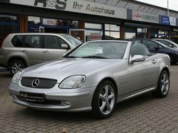 Silber Gebraucht 2001 Mercedes SLK200 Cabrio | 4.995 € (Fairer Preis)
