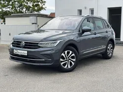 Grau Gebraucht 2022 VW Tiguan Active SUV | 21.490 € (Guter Preis)