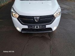 Gletscherweiss Gebraucht 2019 Dacia Dokker Comfort Van / Kleinbus | 12.900 € (Fairer Preis)