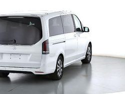 Bergkristallweiß Gebraucht 2025 Mercedes EQV300 Avantgarde Van / Kleinbus | 64.990 €