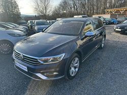 Blau Gebraucht 2016 VW Passat Alltrack Kombi | 10.400 €