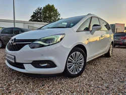 Weiß Gebraucht 2018 Opel Zafira Van / Kleinbus | 13.590 € (Fairer Preis)