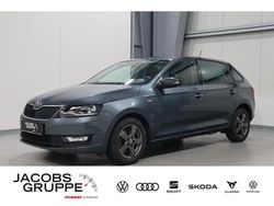 Grau Gebraucht 2017 Skoda Rapid Drive Limousine | 14.875 €
