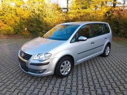 Silber Gebraucht 2010 VW Touran Van / Kleinbus | 8.499 € (Guter Preis)