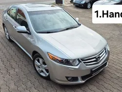 Silber Gebraucht 2009 Honda Accord Executive Limousine | 12.950 € (Etwas zu teuer)