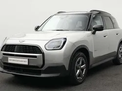 Grau Gebraucht 2024 Mini Countryman SUV | 33.921 € (Superpreis)