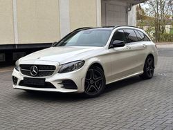 Weiß Gebraucht 2019 Mercedes C300 AMG Limousine | 21.999 € (Guter Preis)