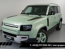 Grün Gebraucht 2024 Land Rover Defender 75th Limited Edition SUV | 91.990 € (Fairer Preis)