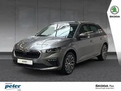 Graphitegrau Neu 2025 Skoda Scala Drive Kleinwagen | 30.710 €