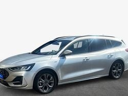 Moondust silver (metallic) Gebraucht 2023 Ford Focus ST-Line Kombi | 19.849 € (Guter Preis)