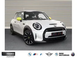 White silver metallic Gebraucht 2022 Mini Cooper SE Kleinwagen | 20.900 € (Etwas zu teuer)