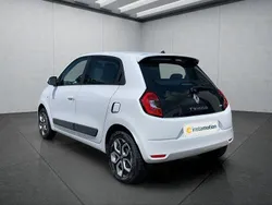 Weiß Gebraucht 2021 Renault Twingo Kleinwagen | 10.049 € (Guter Preis)