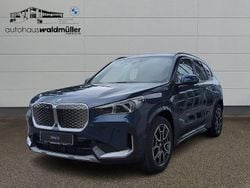 Blau Neu 2025 BMW iX1 xLine SUV | 47.020 € (Fairer Preis)
