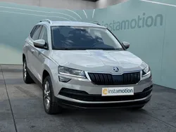Grau Gebraucht 2021 Skoda Karoq Clever SUV | 22.200 € (Fairer Preis)
