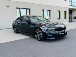 Schwarz Gebraucht 2020 BMW 320 M Sport Limousine | 26.500 € (Etwas zu teuer)