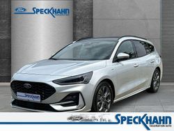 Silber Gebraucht 2024 Ford Focus ST-Line Limousine | 29.995 € (Etwas zu teuer)