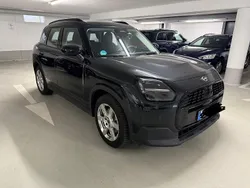 Schwarz Gebraucht 2025 Mini Cooper Countryman Essential SUV | 33.500 € (Superpreis)