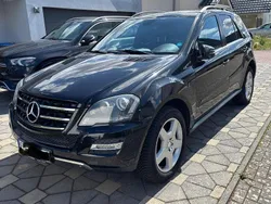 Schwarz Gebraucht 2011 Mercedes ML300 Edition SUV | 11.500 € (Guter Preis)